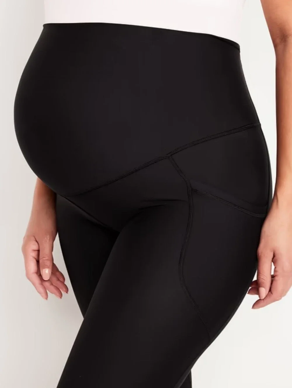 Old Navy Maternity Powersoft Extra High-Rise Active Black Leggings Size Large
